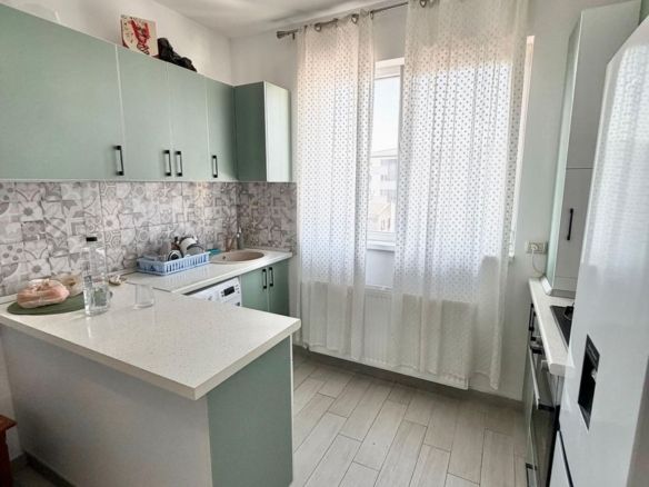 Apartament 2 camere mobilat Militari Residence – parcare proprie