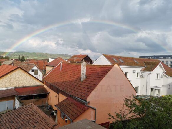 Apartament 2 camere 60 mp utili etaj 2 balcon 6 mp Zona Lazaret