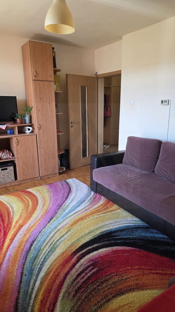 Apartament 2 camere 60 mp utili etaj 2 balcon 6 mp Zona Lazaret