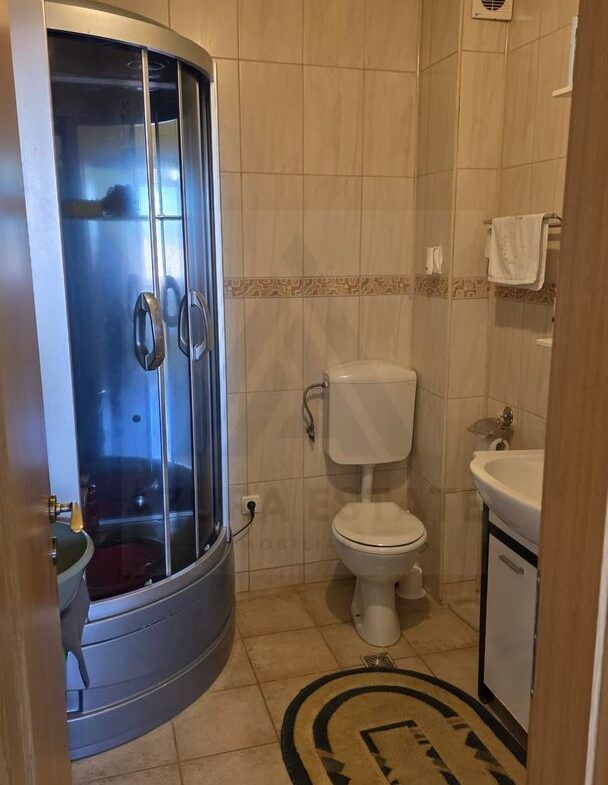 Apartament 2 camere 60 mp utili etaj 2 balcon 6 mp Zona Lazaret