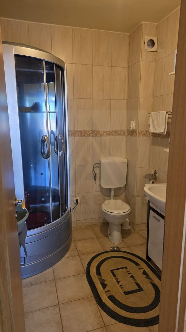 Apartament 2 camere 60 mp utili etaj 2 balcon 6 mp Zona Lazaret