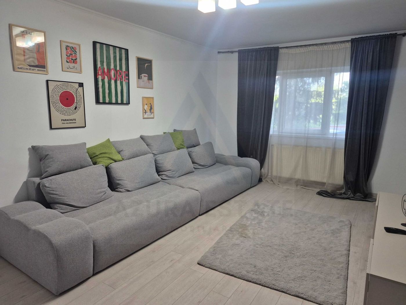 Apartament modern 2 camere parter 60 mp utili zona Vasile Aaron