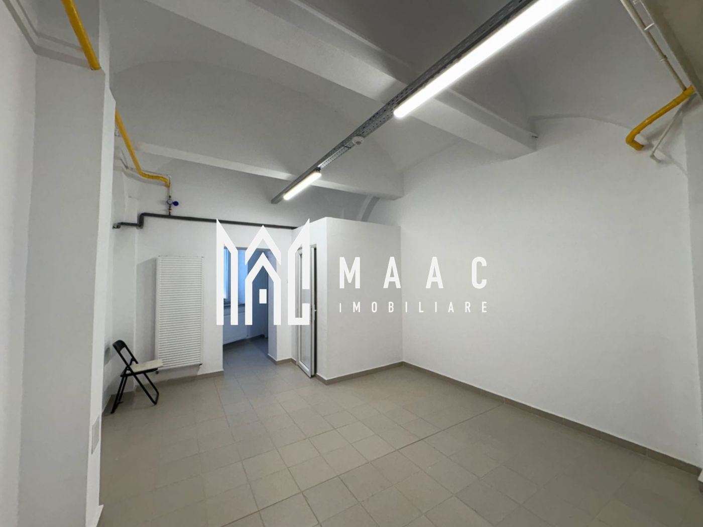 Casa ultracentrală cu potențial mixt – 1285 mp, acces dublu