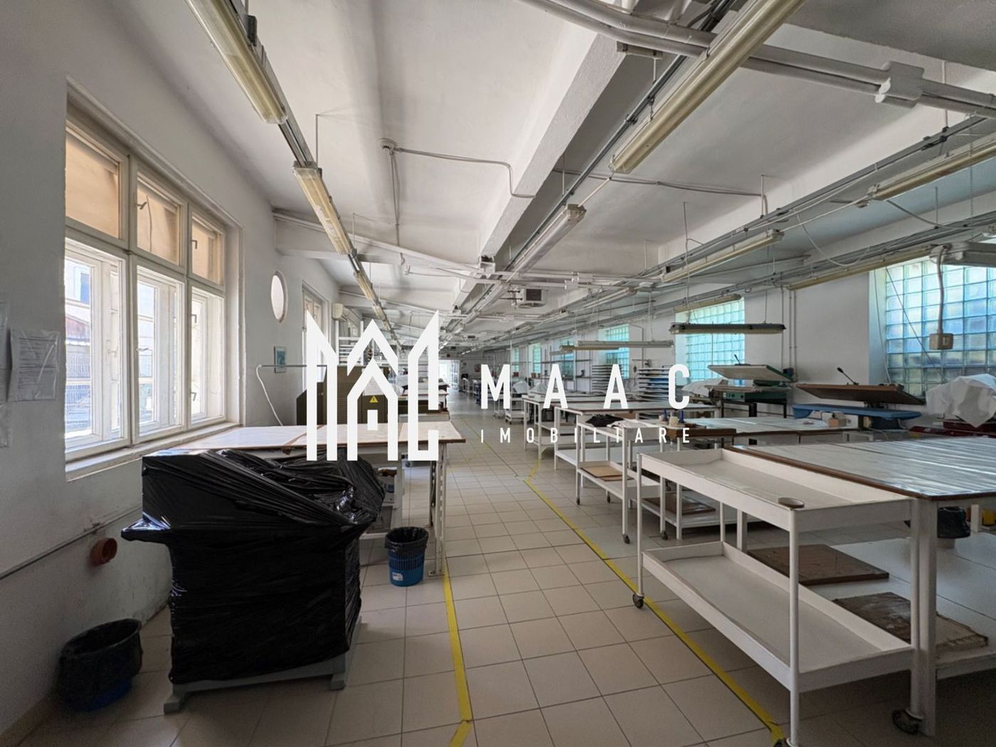 Casa ultracentrală cu potențial mixt – 1285 mp, acces dublu