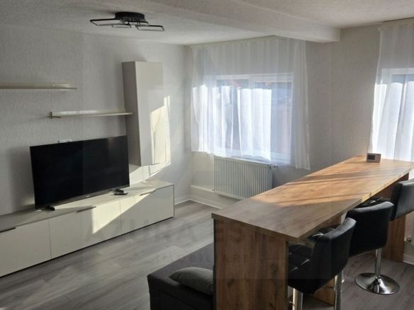 Apartament modern 3 camere 2 bai 70 mp utili Cartier Strand
