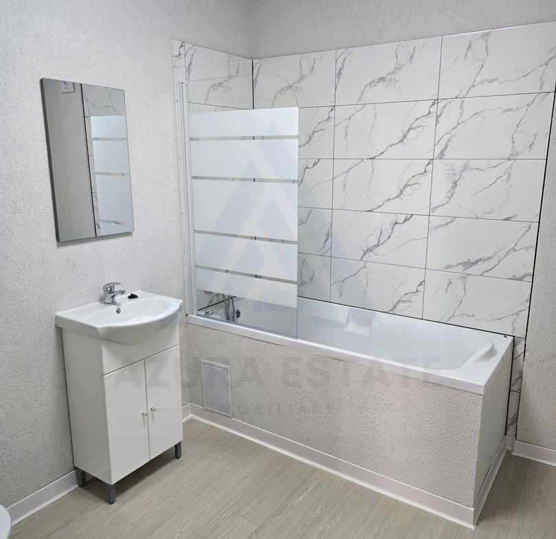 Apartament modern 3 camere 2 bai 70 mp utili Cartier Strand
