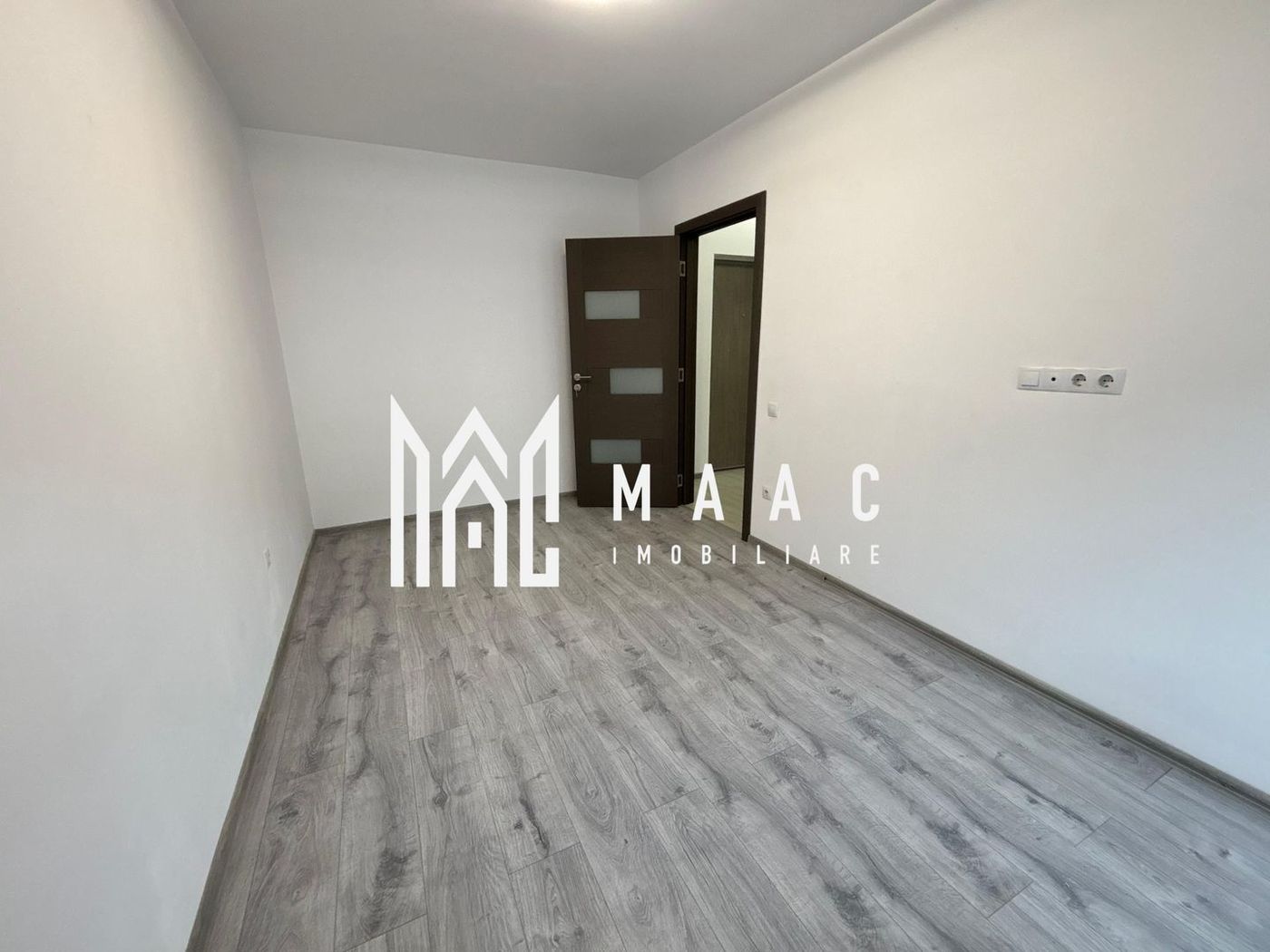 Apartament 2 camere | 42 MPU | Parter | Parcare | Gradina | Doamna Stanca