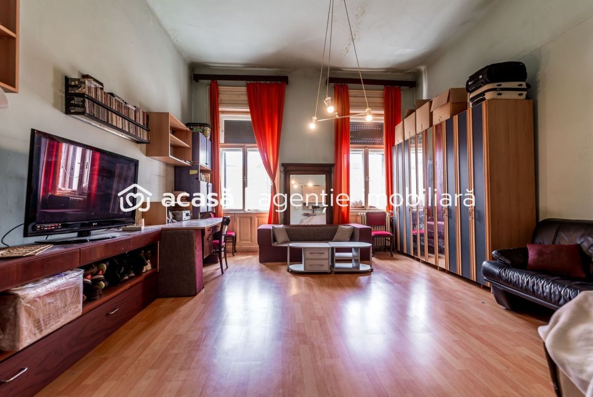 Apartament 98 mp pe bulevardul Decebal, fatada renovata Comision 0