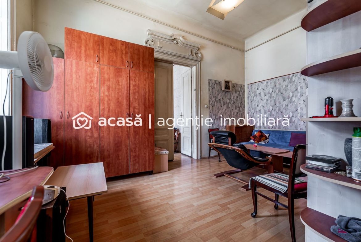 Apartament 98 mp pe bulevardul Decebal, fatada renovata Comision 0