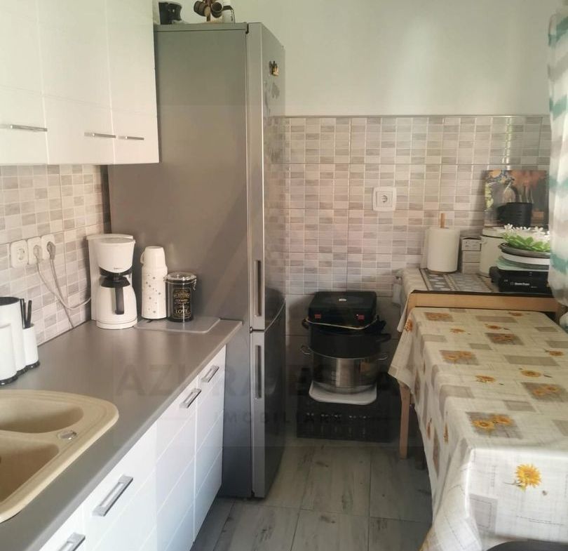 Casa renovata 3 camere teren liber 1250 mp grădină 1400 mp in Colun