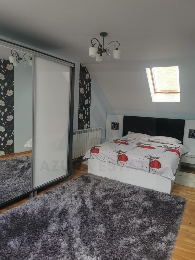 Casa renovata 3 camere teren liber 1250 mp grădină 1400 mp in Colun