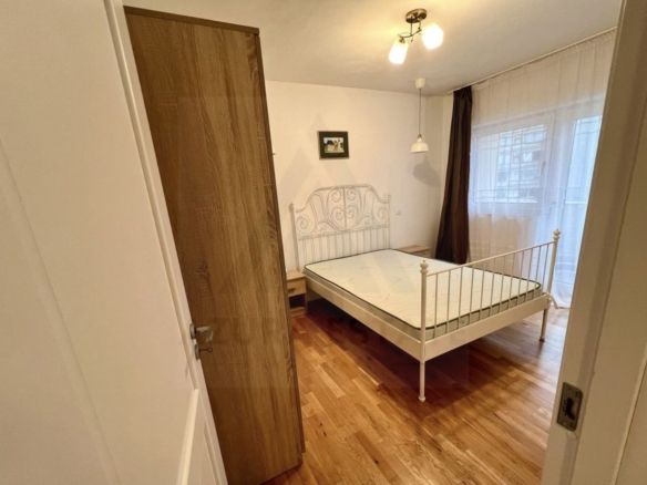 Apartament modern 54 mp utili 2 balcoane si parcare Calea Surii Mici