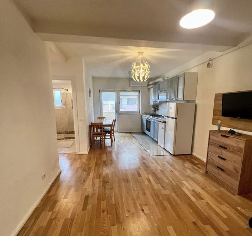 Apartament modern 54 mp utili 2 balcoane si parcare Calea Surii Mici
