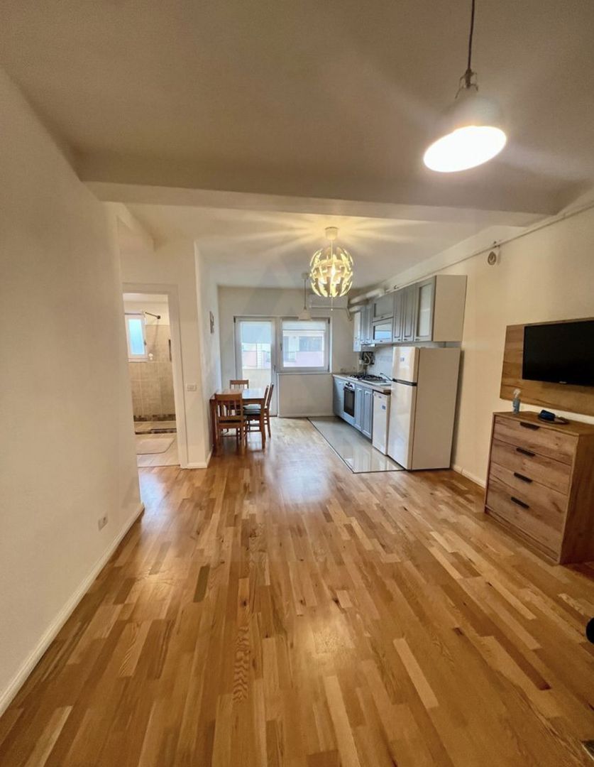 Apartament modern 54 mp utili 2 balcoane si parcare Calea Surii Mici