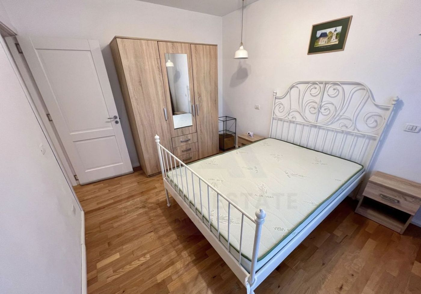 Apartament modern 54 mp utili 2 balcoane si parcare Calea Surii Mici