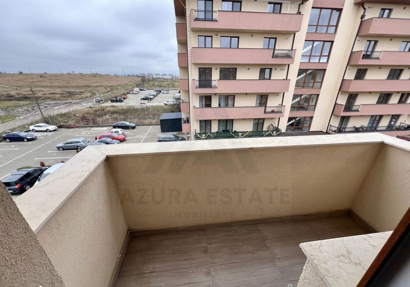 Apartament modern 54 mp utili 2 balcoane si parcare Calea Surii Mici