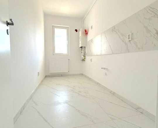 Garsoniera cartier Militari Residence – mutare imediata!!