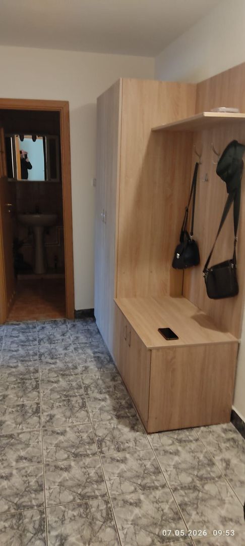 De inchiriat apartament spatios in Piata Centrala, 320 euro