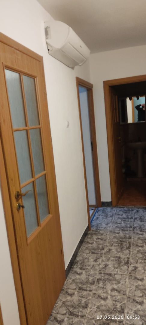 De inchiriat apartament spatios in Piata Centrala, 320 euro
