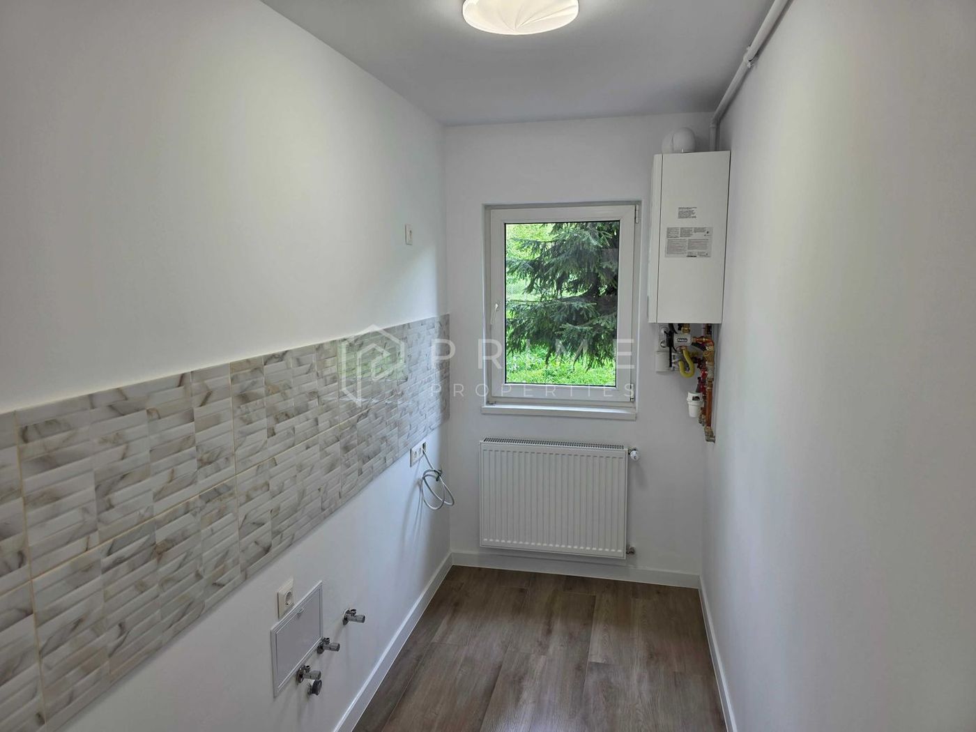 Apartament cu 1 cameră recent renovat | Tudor, Rămurele |