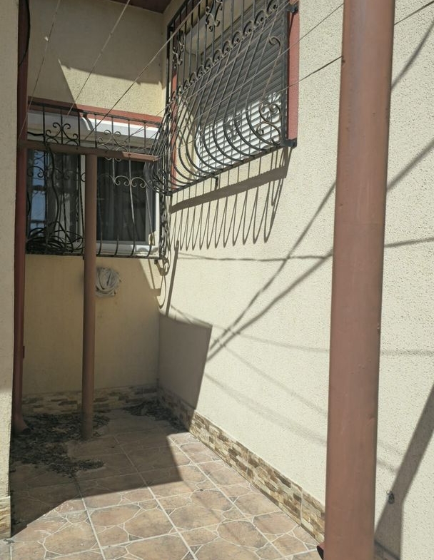 De vanzare casă individuală 3 camere  Str. Vultur, 109.000 euro