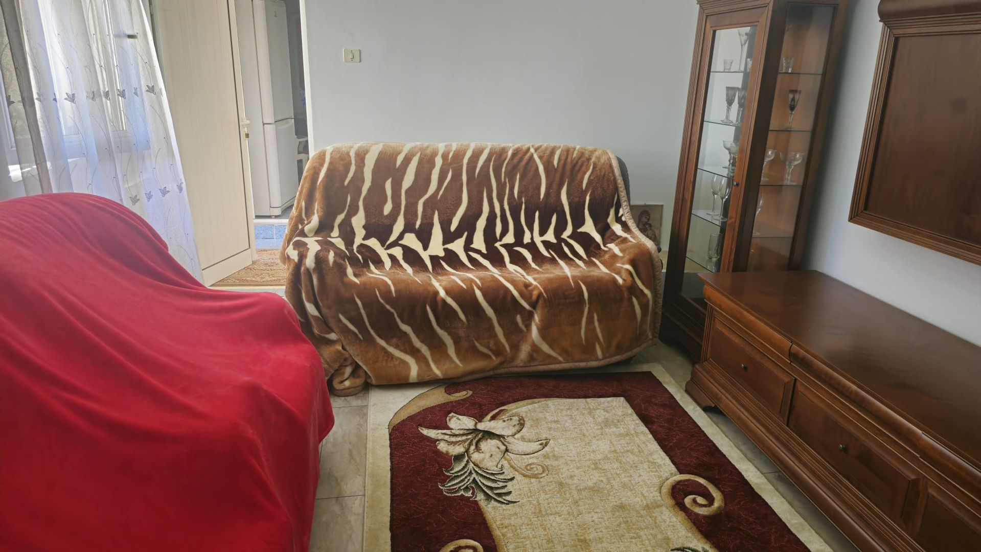 De vanzare casă individuală 3 camere  Str. Vultur, 109.000 euro