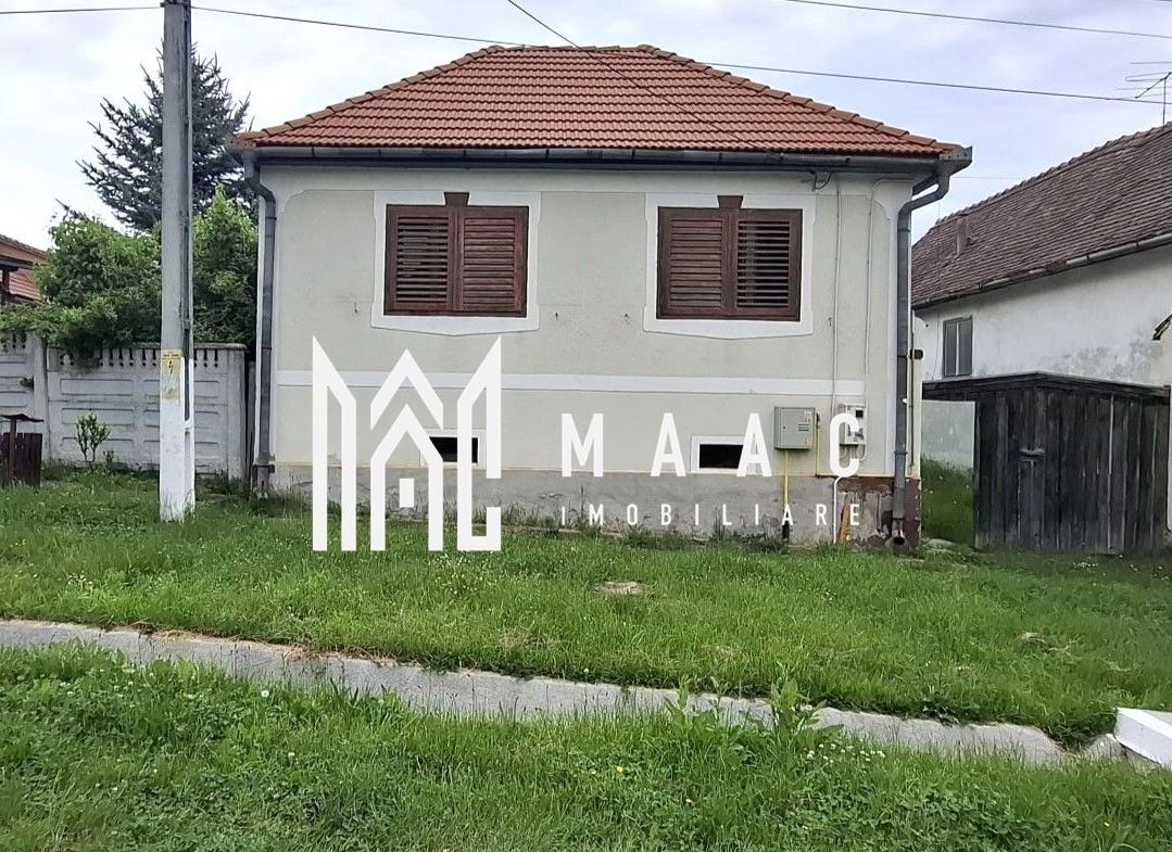 Casa individuala 3 camere I 1500 m teren I Central I Marpod