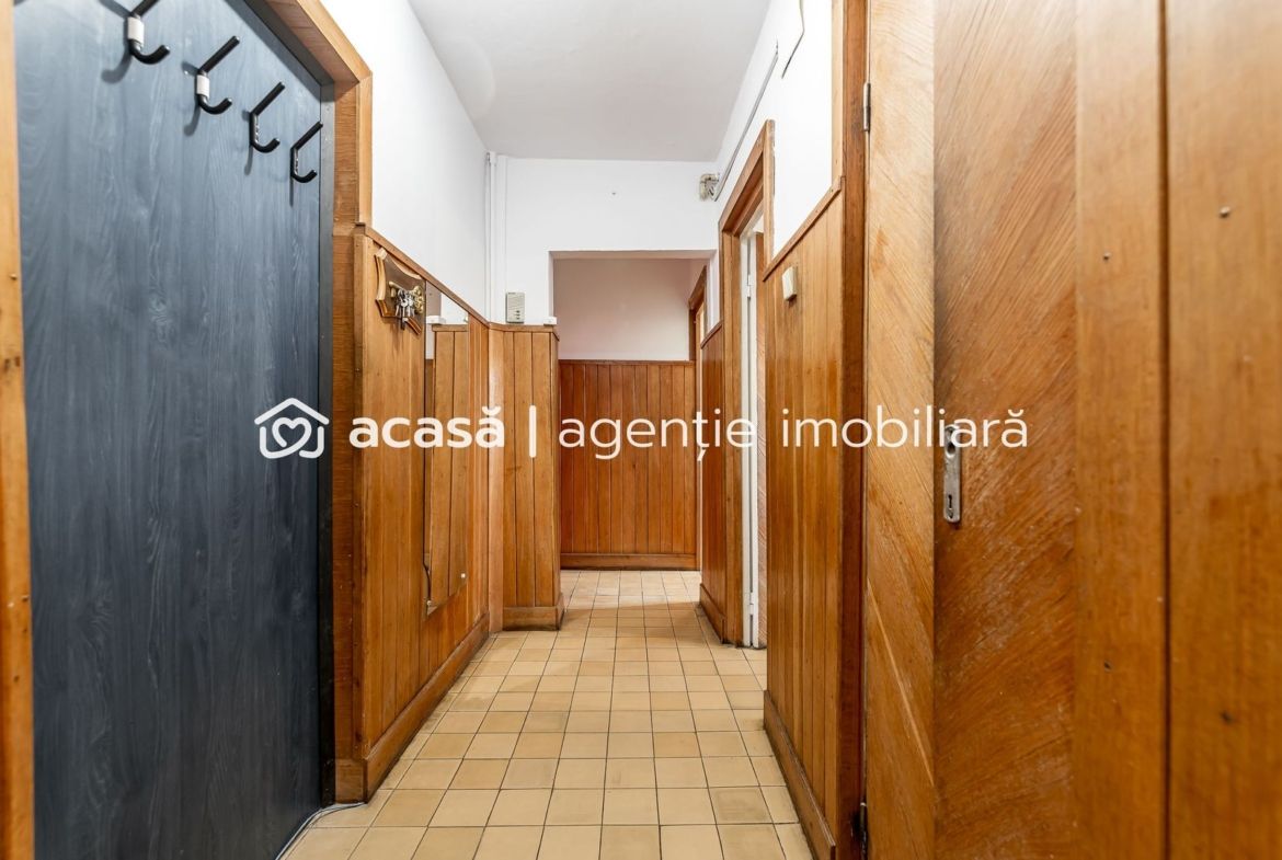Apartament cu 3 camere, etaj 2 – Zona Vlaicu, Lebăda – COMISION 0