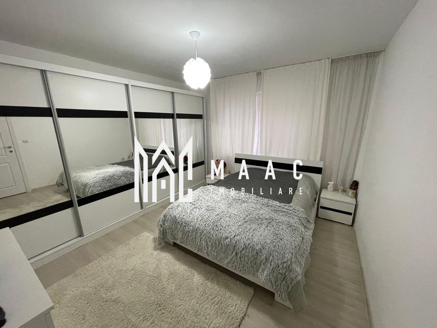 Apartament 3 camere |  Parter | Parcare | Sebes