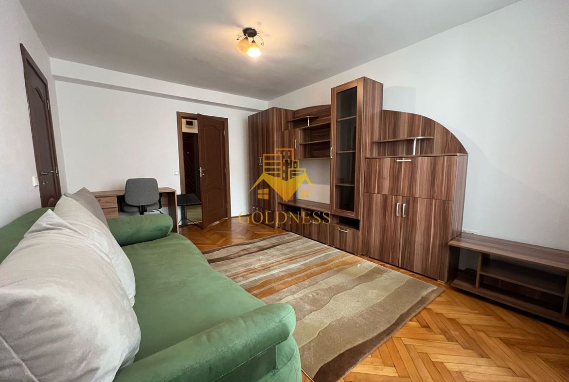 2 camere decomandate, Manastur,  OMV, Piata Flora, Calea Floresti