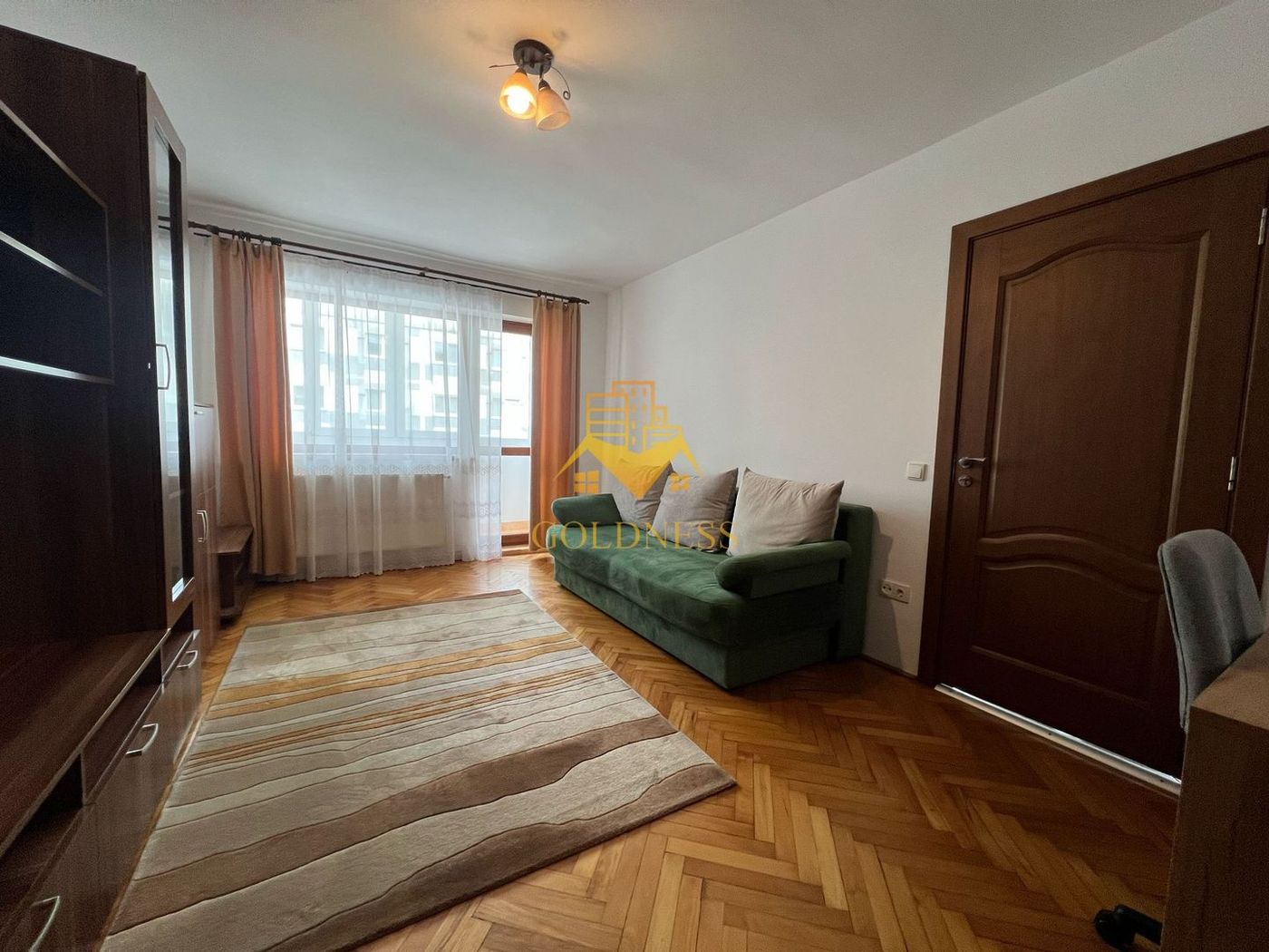 2 camere decomandate, Manastur,  OMV, Piata Flora, Calea Floresti