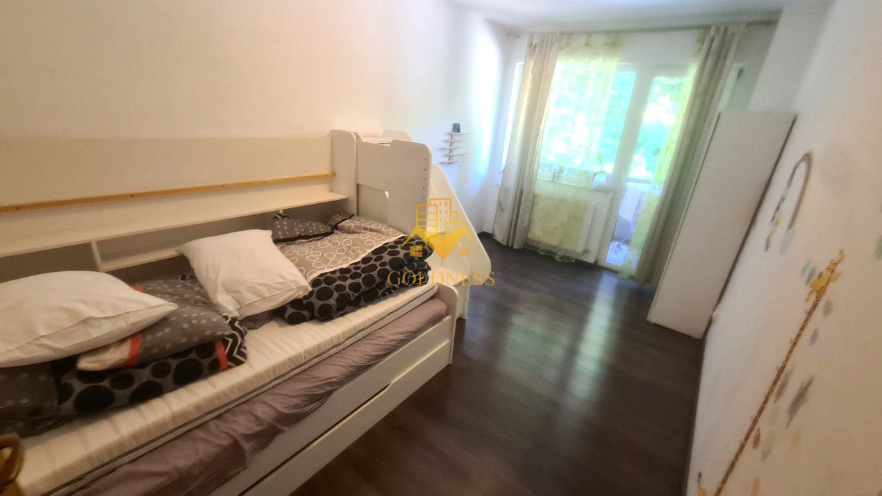 3 camere, modern, open space, parcare, Manastur, Mehedinti,