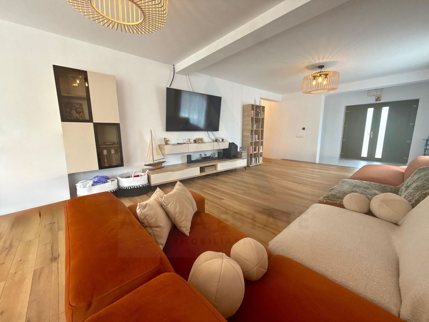 Casa individuala 140 mp utili pe un singur nivel teren 500 mp Tocile