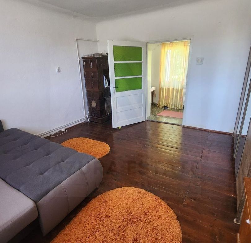 Casa individuala 3 camere renovata recent teren 803 mp in Agnita