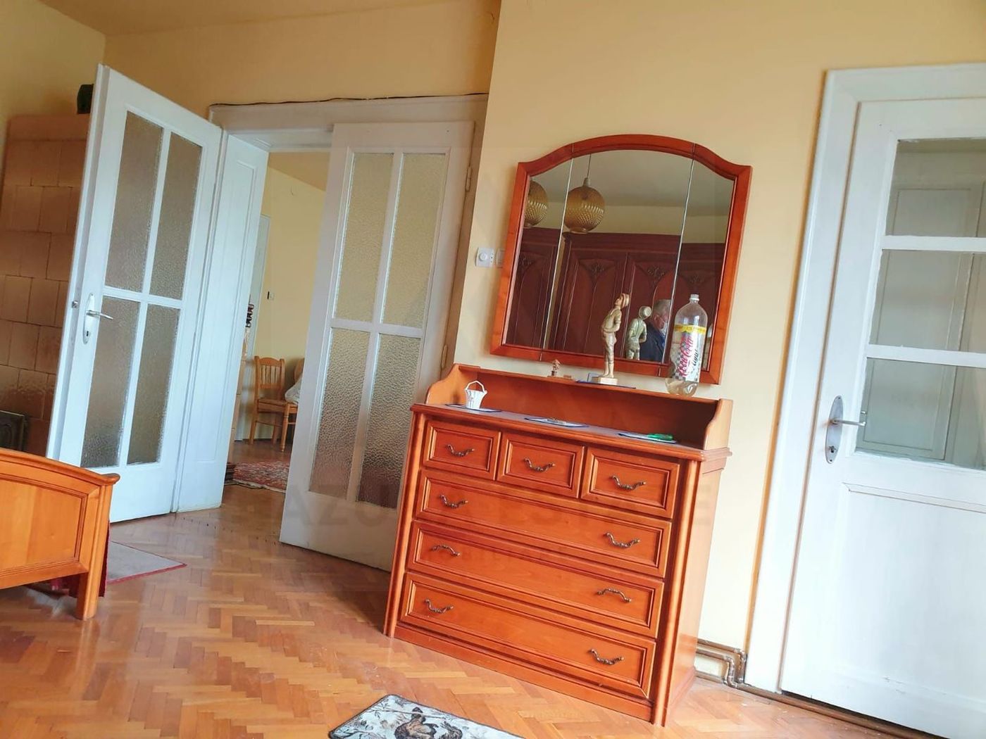 Apartament 4 camere 110 mp utili cu teren aferent si 2 bai Central