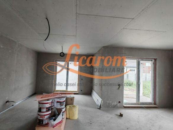 Casa la cheie in CRISTIAN pe Parter, zona de vile,250.000 euro