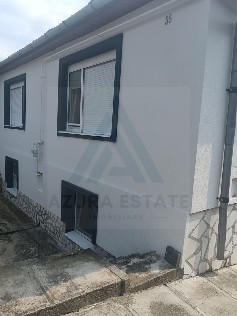 Casa individuala cu 6 camere garaj 22 mp si 650 mp teren in Piata Cluj