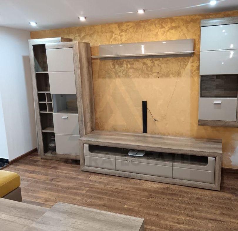 Casa individuala cu 6 camere garaj 22 mp si 650 mp teren in Piata Cluj