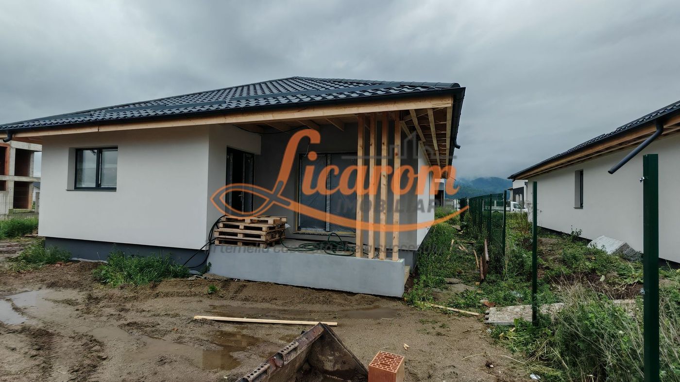 Casa la cheie in CRISTIAN pe Parter, zona de vile,270.000 euro