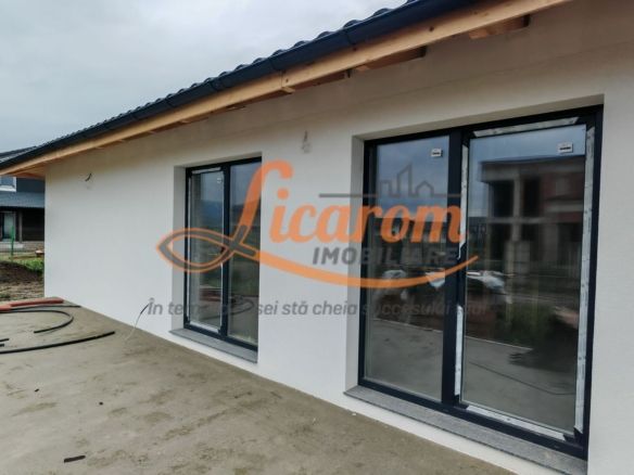 Casa la cheie in CRISTIAN pe Parter, zona de vile,270.000 euro