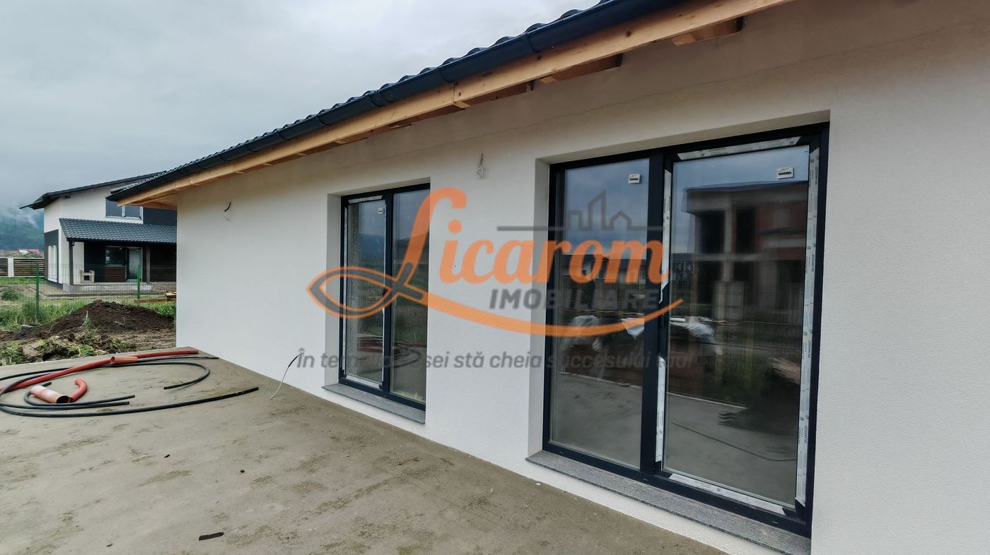 Casa la cheie in CRISTIAN pe Parter, zona de vile,270.000 euro