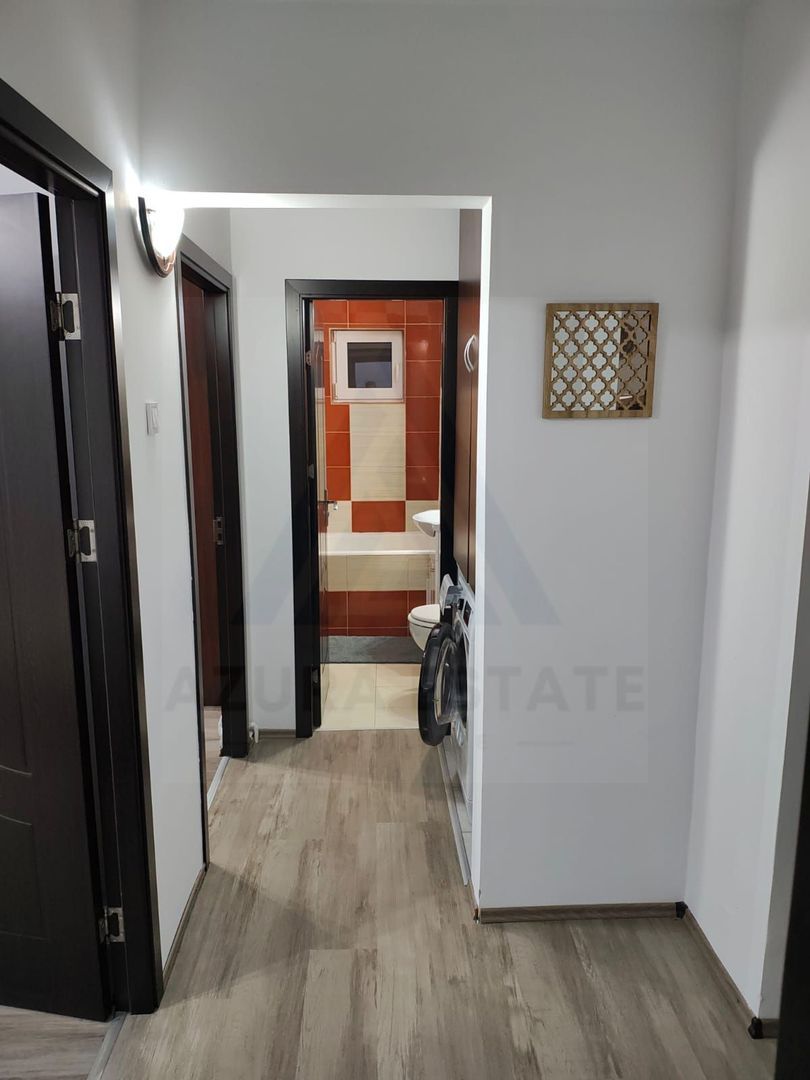 Apartament 3 camere 73 mp bucatarie generoasa lift pivnita Vasile Aron