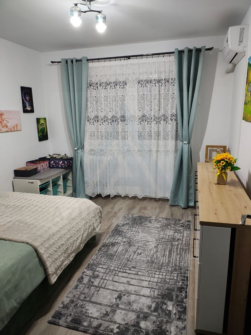 Apartament 3 camere 73 mp bucatarie generoasa lift pivnita Vasile Aron