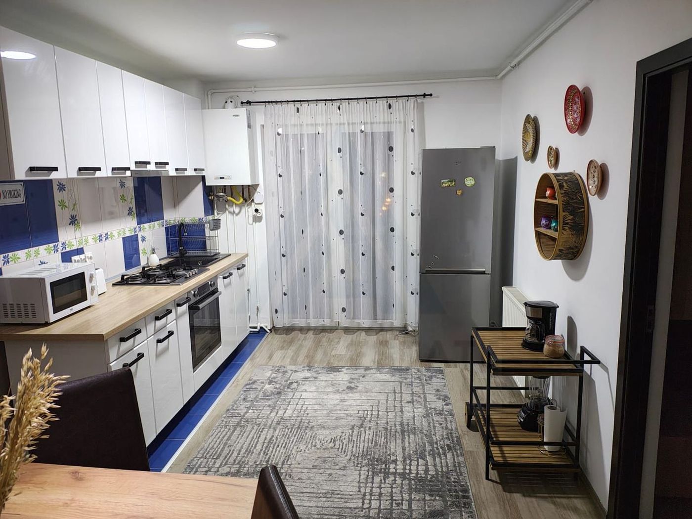 Apartament 3 camere 73 mp bucatarie generoasa lift pivnita Vasile Aron