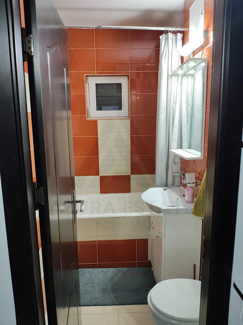 Apartament 3 camere 73 mp bucatarie generoasa lift pivnita Vasile Aron
