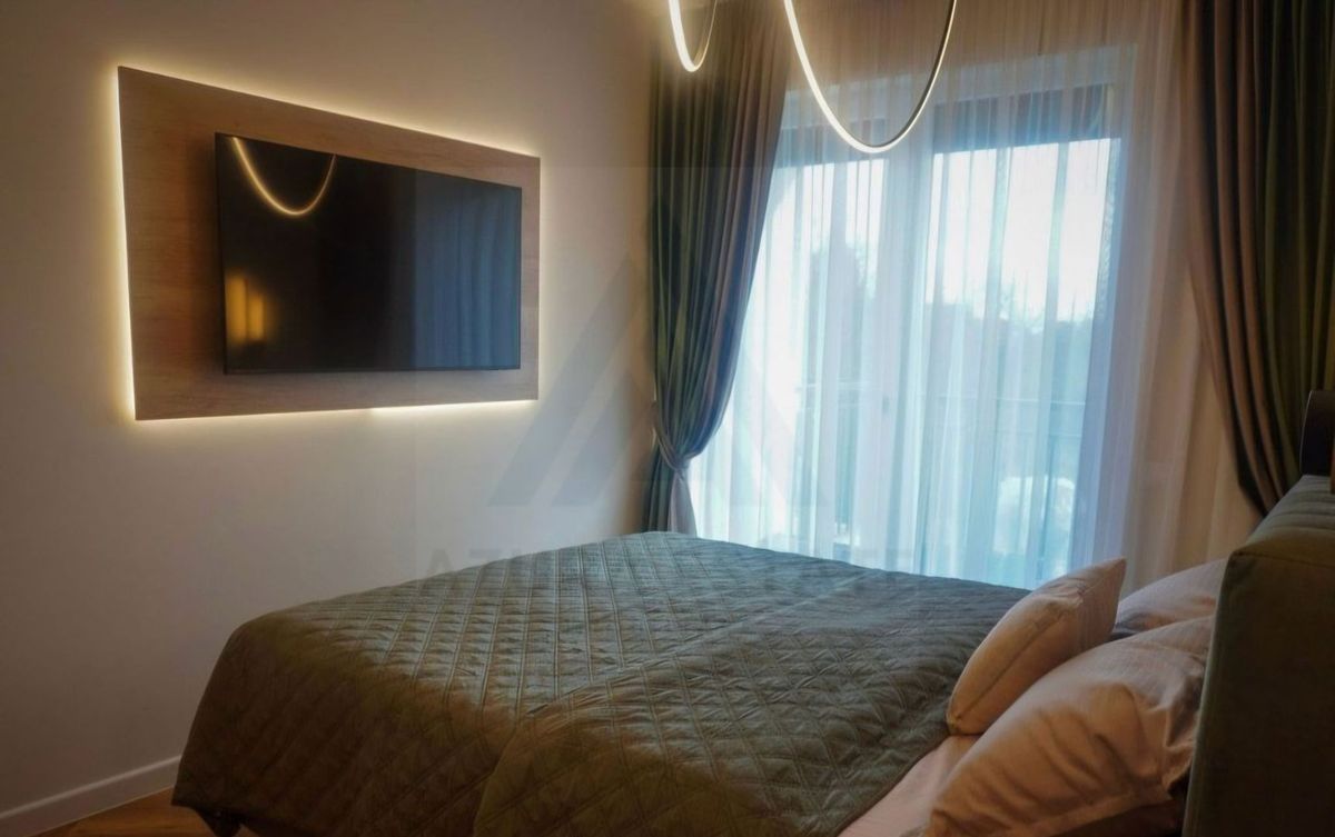 Apartament premium 3 camere, prima închiriere, garaj, balcon