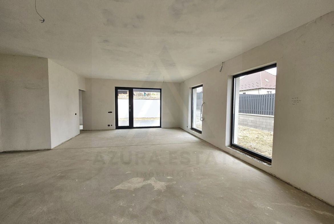Casa individuala pe un singur nivel 123 mp teren 390 mp in Sura Mare