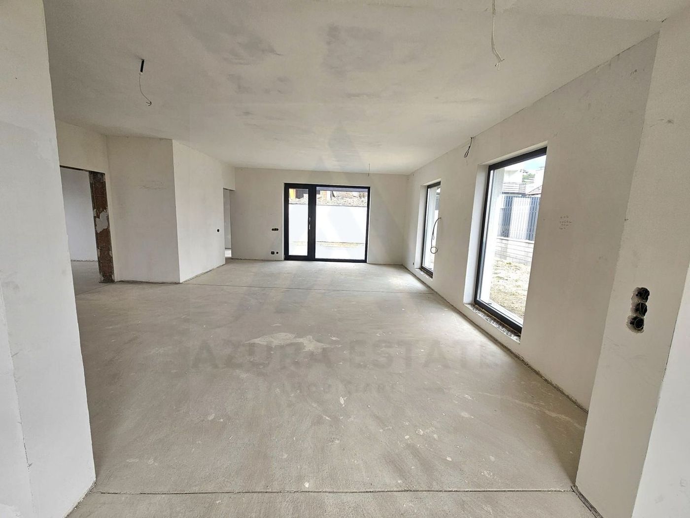 Casa individuala pe un singur nivel 123 mp teren 390 mp in Sura Mare
