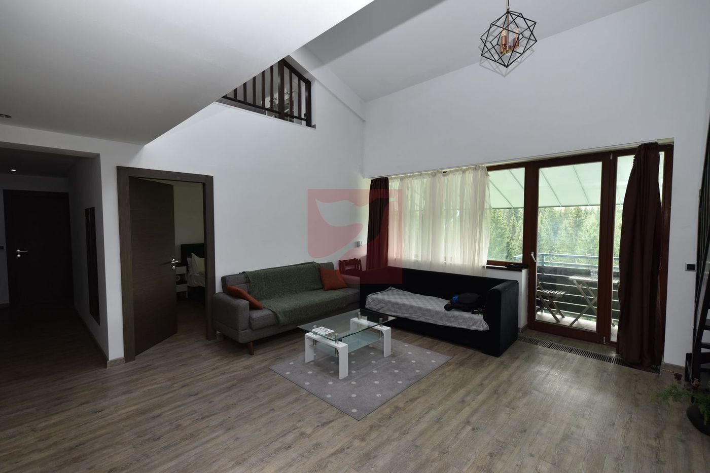 2 in 1, apartamente de 2 si de 4 camere, parcari, Silver Mountain