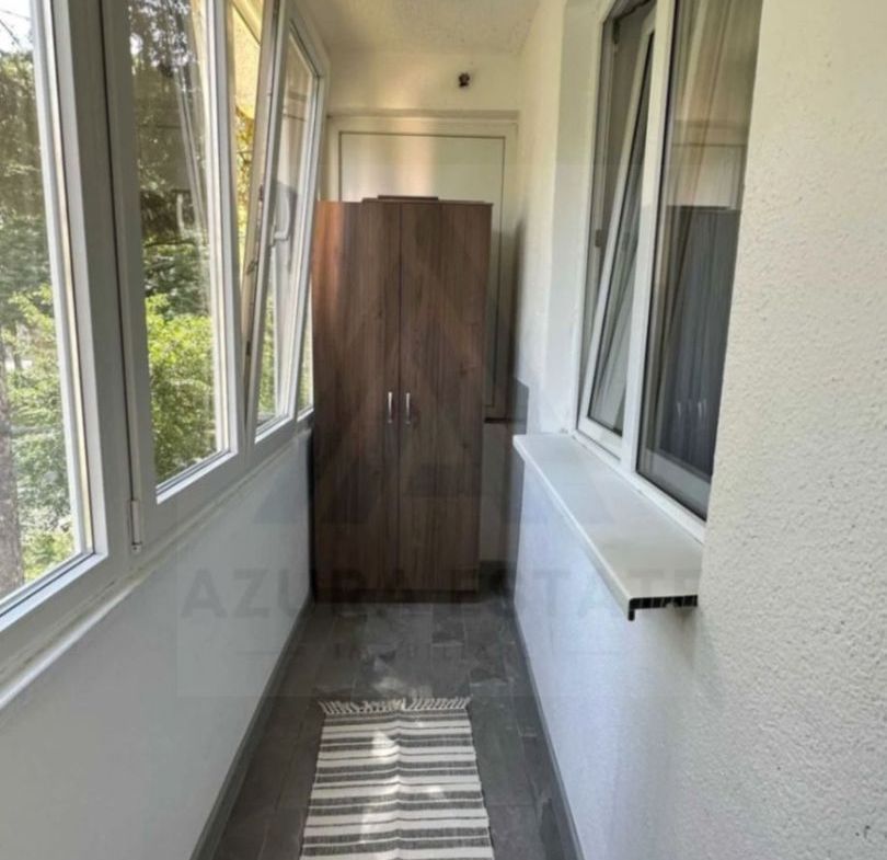 Apartament modern 2 camere etaj 1 balcon 6mp în Cartierul Ștrand I